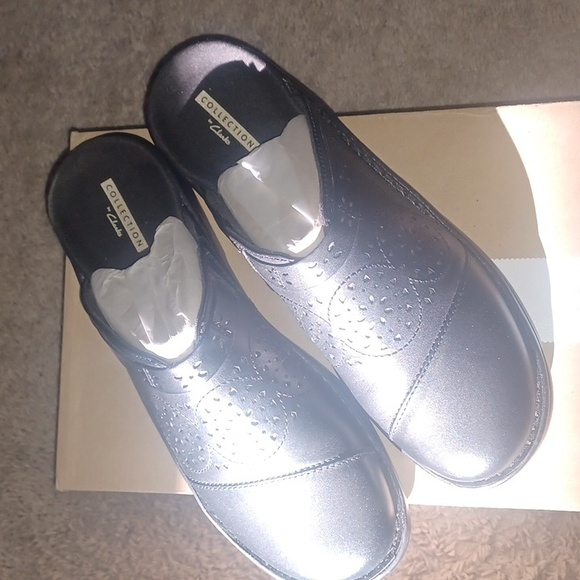 Women's Clark's Renata black shoes 9 - Picture 3 of 7